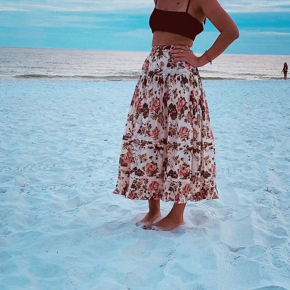 Last time in here!! ULLA JOHNSON Eugenie Skirt in Daisy - Picture 2 of 13